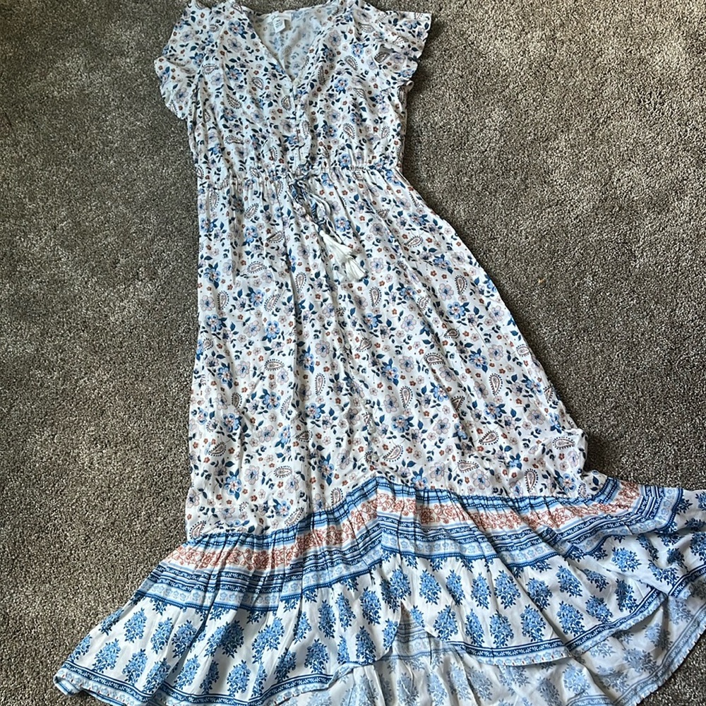 Women’s dress